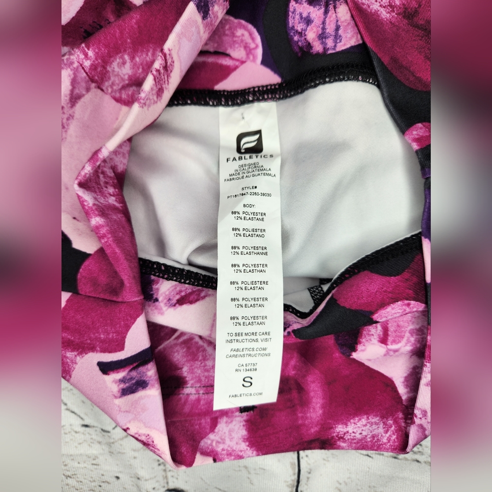 Fabletics Floral Full Length Leggings Size S NWOT‎ - Picture 2 of 3